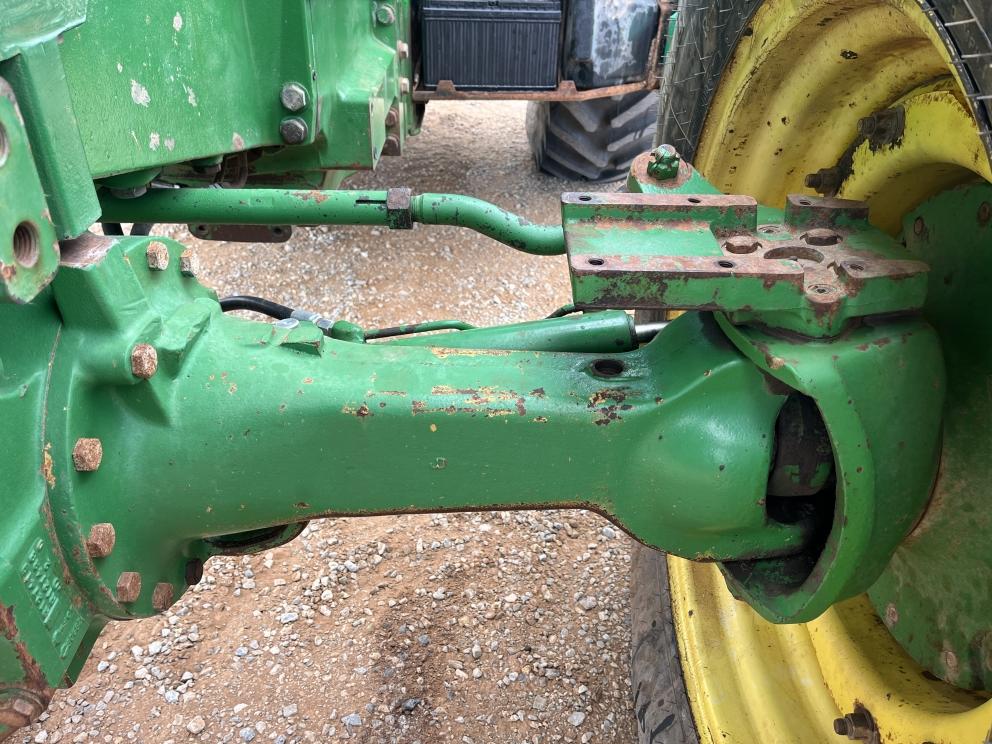 Image for 1998 John Deere 8300