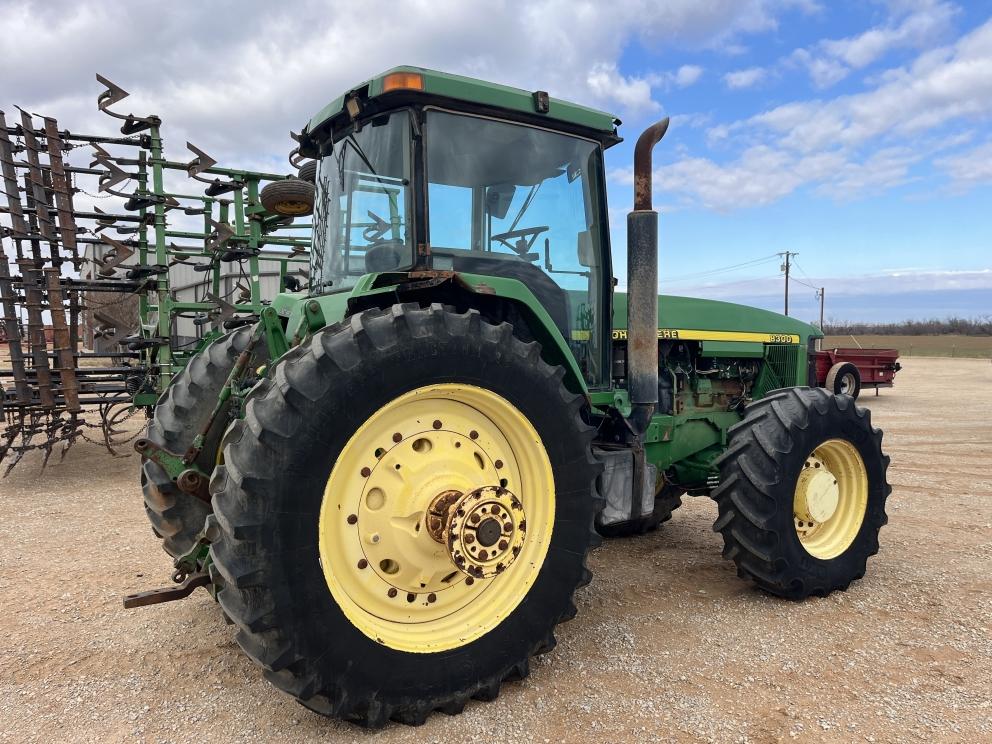 Image for 1998 John Deere 8300