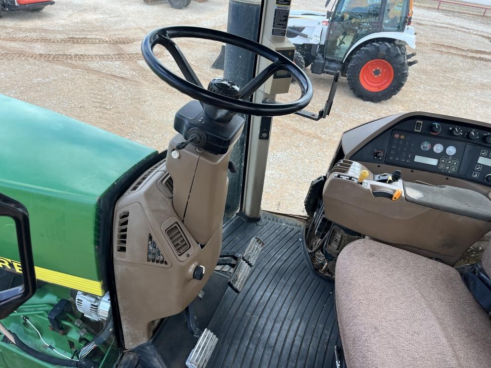 Image for 1998 John Deere 8300