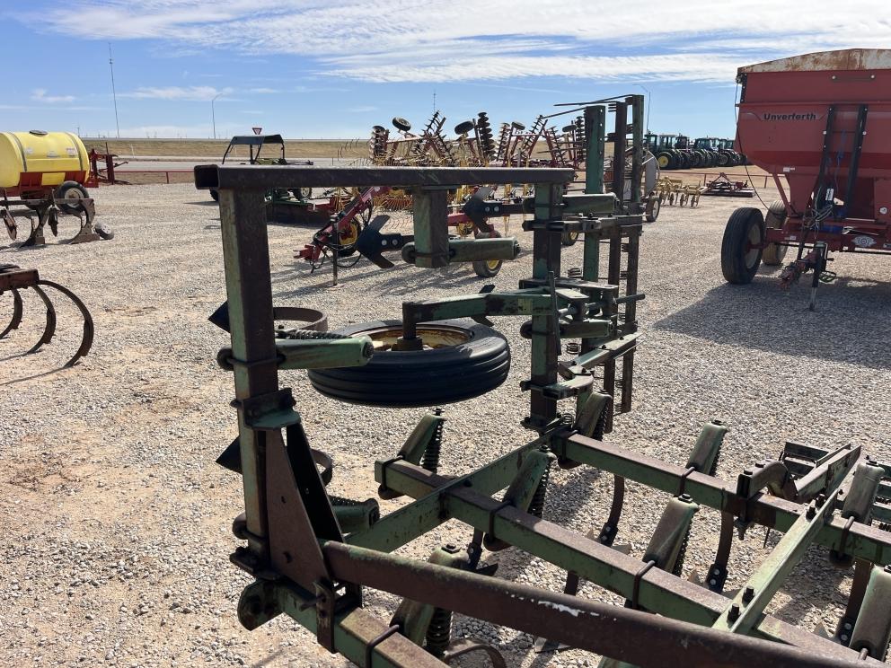 Image for John Deere 1100