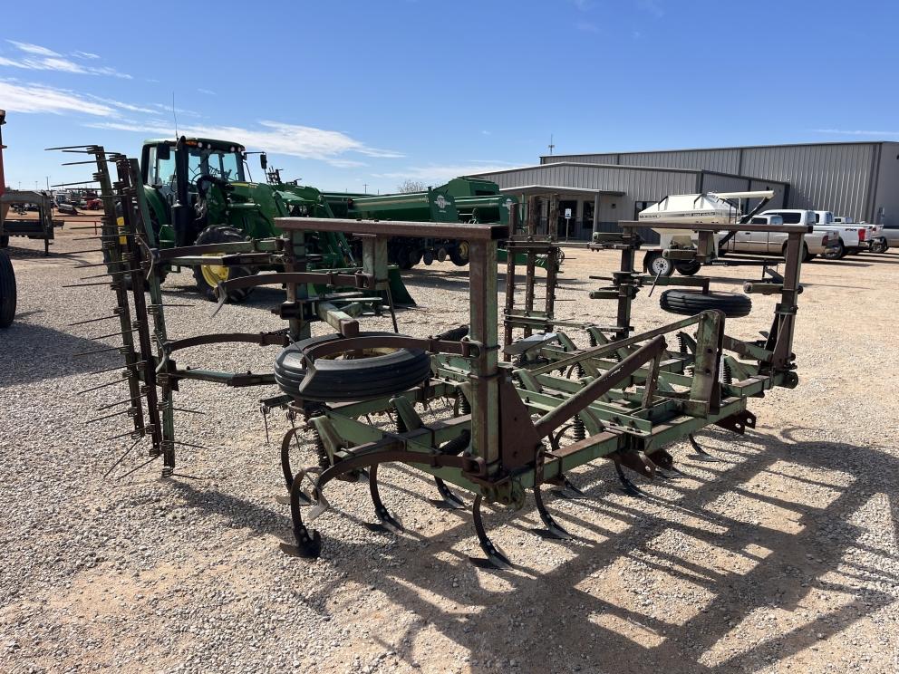 Image for John Deere 1100