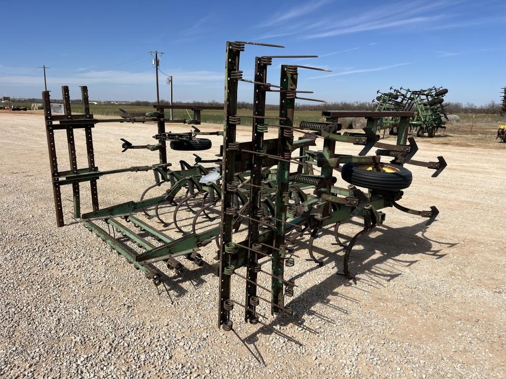 Image for John Deere 1100