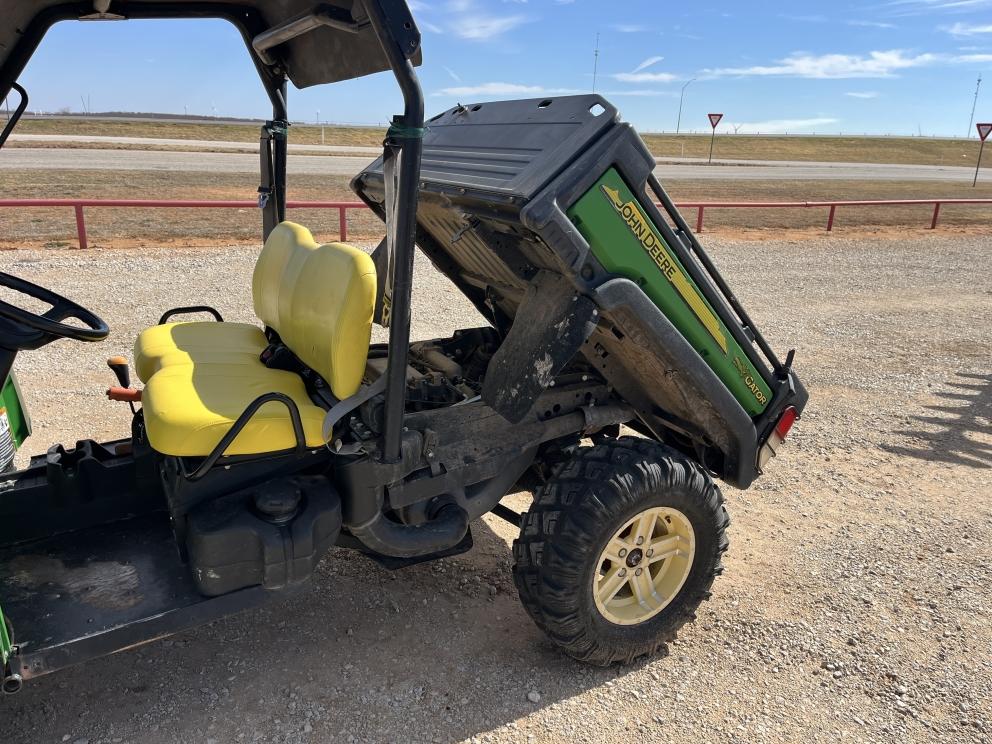 Image for 2016 John Deere GATOR XUV 825I