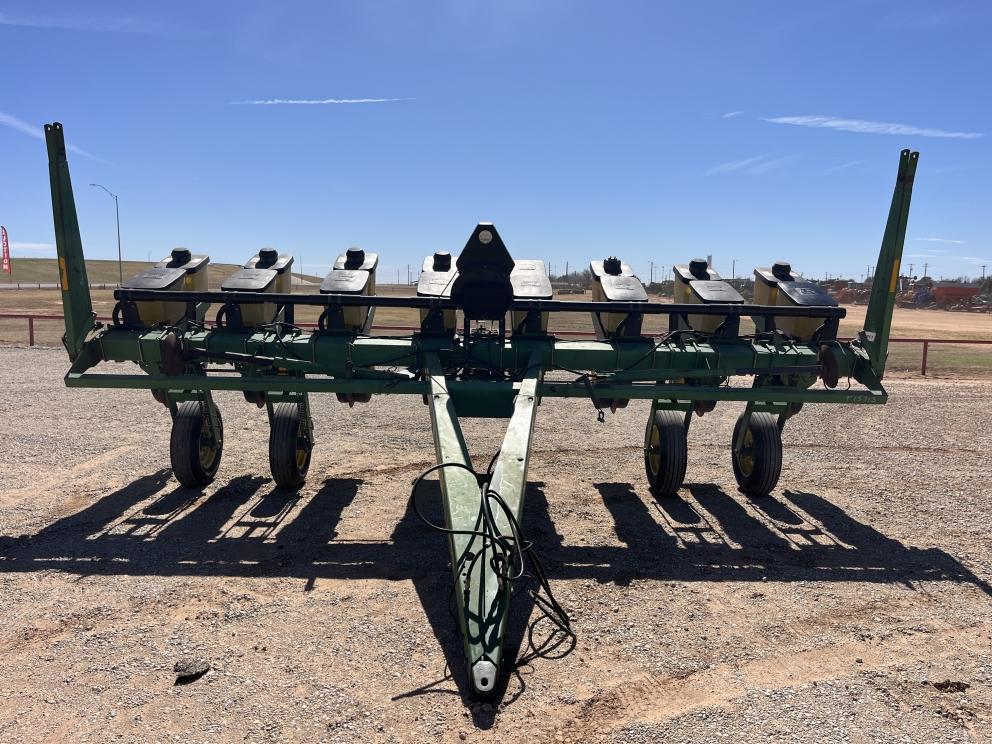 Image for John Deere 7200