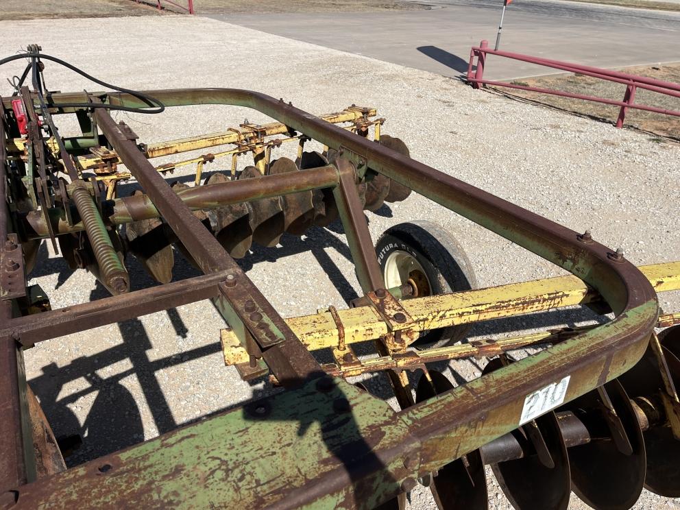 Image for John Deere 210