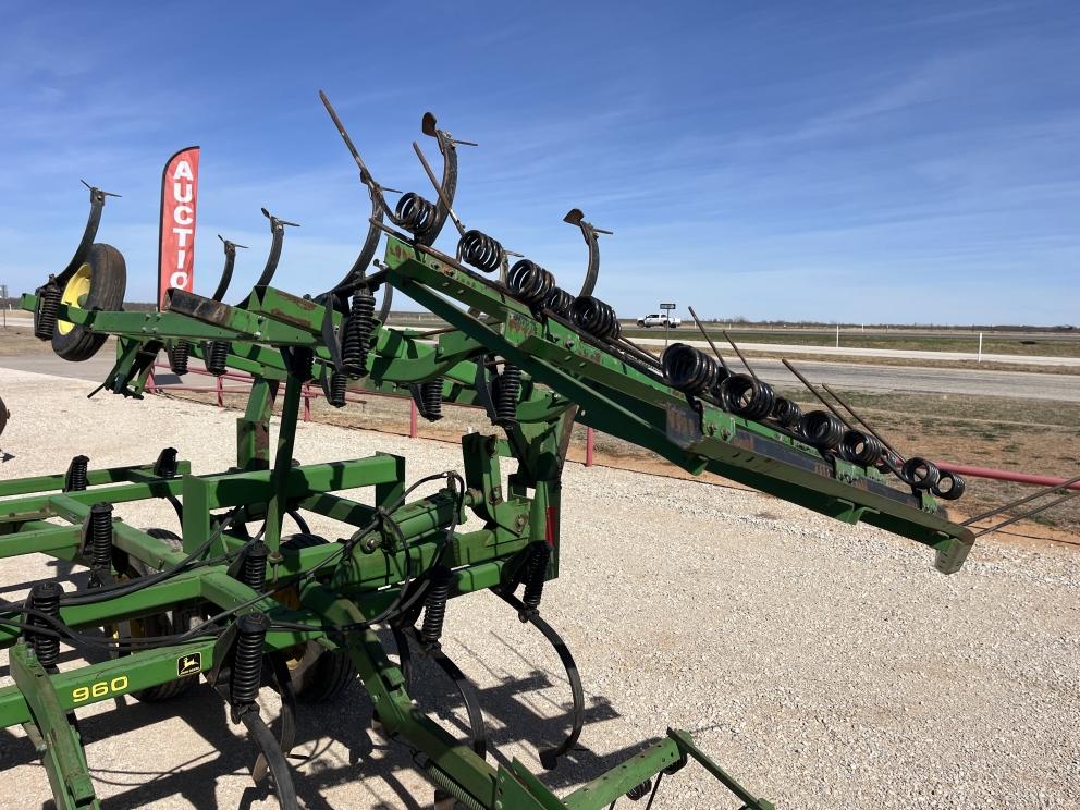 Image for 1988 John Deere 960