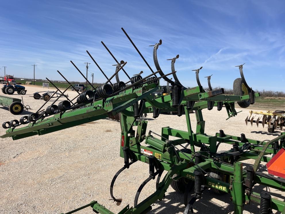 Image for 1988 John Deere 960