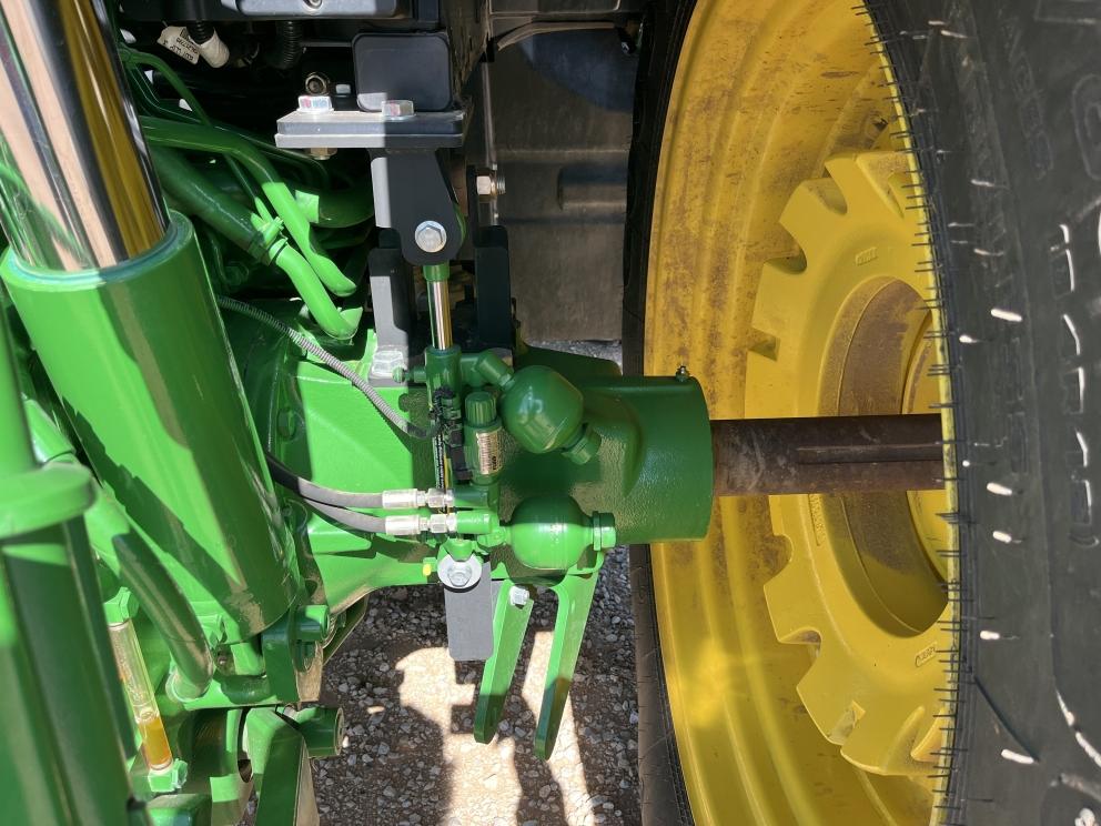 Image for 2015 John Deere 6145R