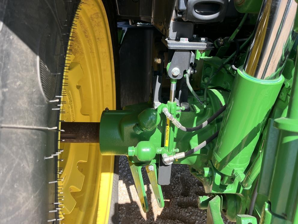 Image for 2015 John Deere 6145R