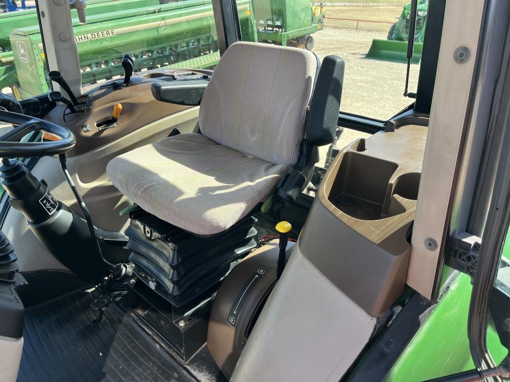 Image for 2006 John Deere 5525