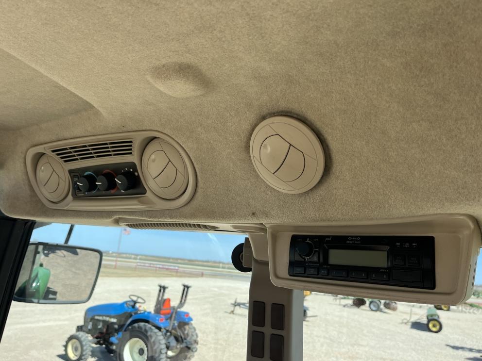 Image for 2006 John Deere 5525