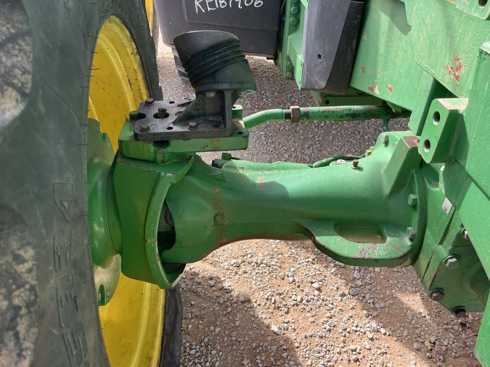 Image for 1999 John Deere 8400