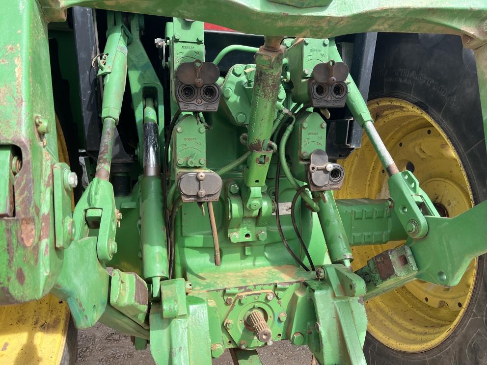 Image for 1993 John Deere 4960