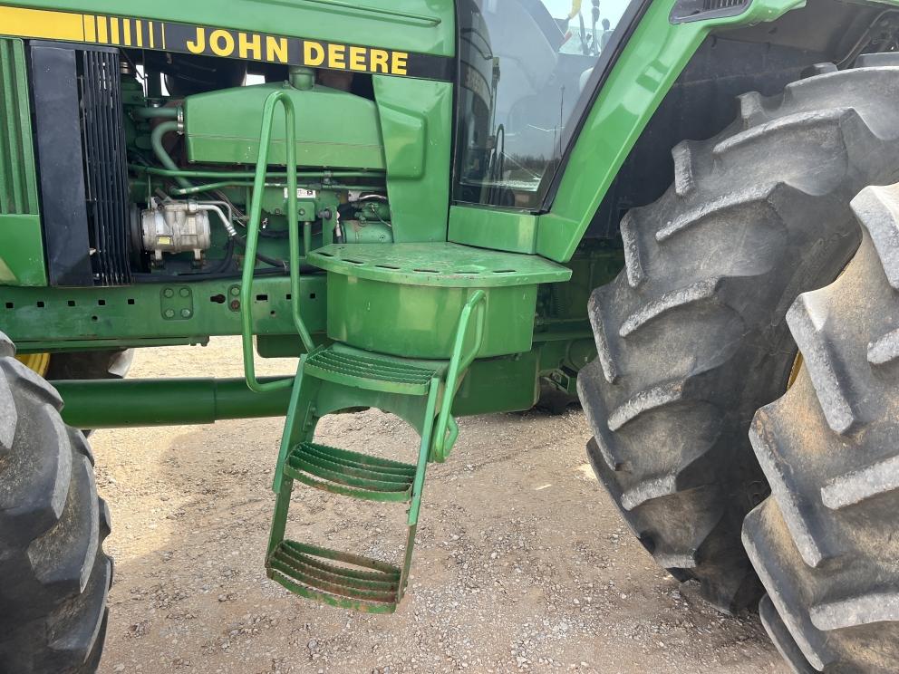 Image for 1993 John Deere 4960