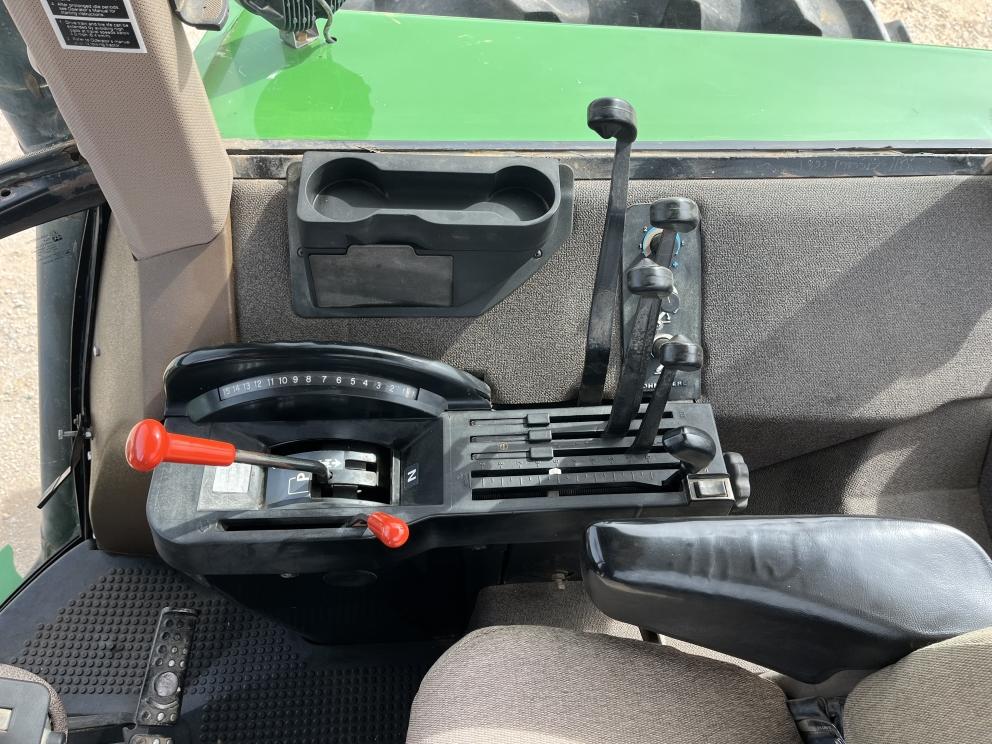 Image for 1993 John Deere 4960