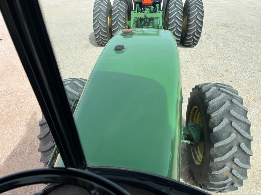 Image for 1993 John Deere 4960