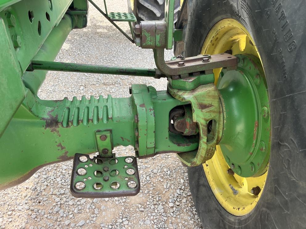 Image for 1991 John Deere 4955