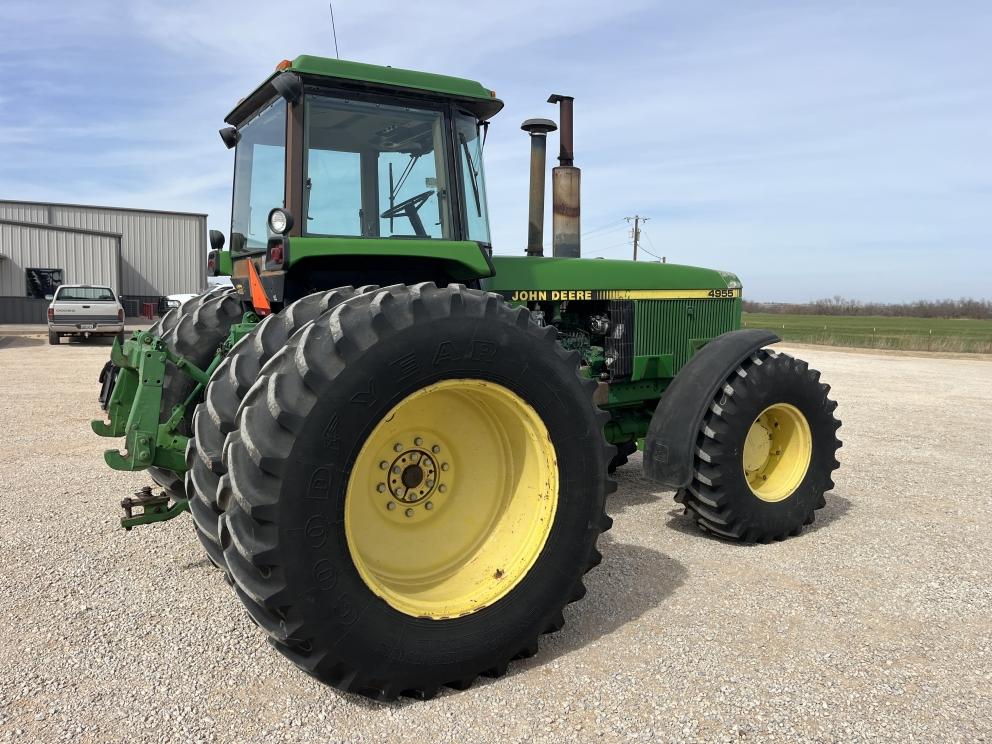 Image for 1991 John Deere 4955