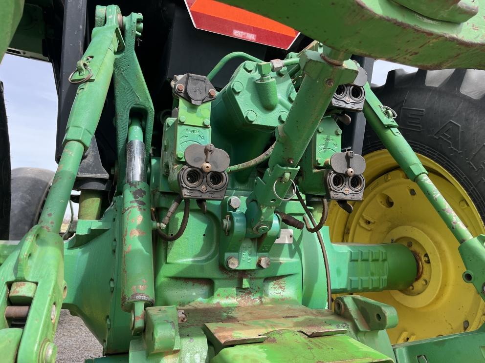 Image for 1991 John Deere 4955