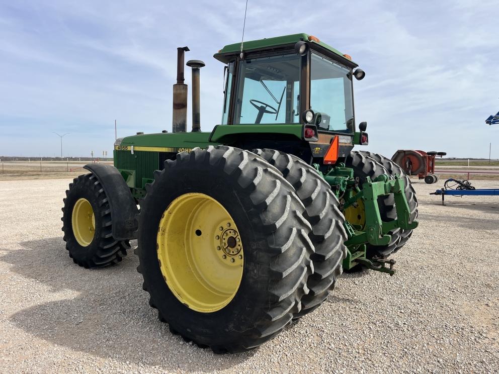 Image for 1991 John Deere 4955