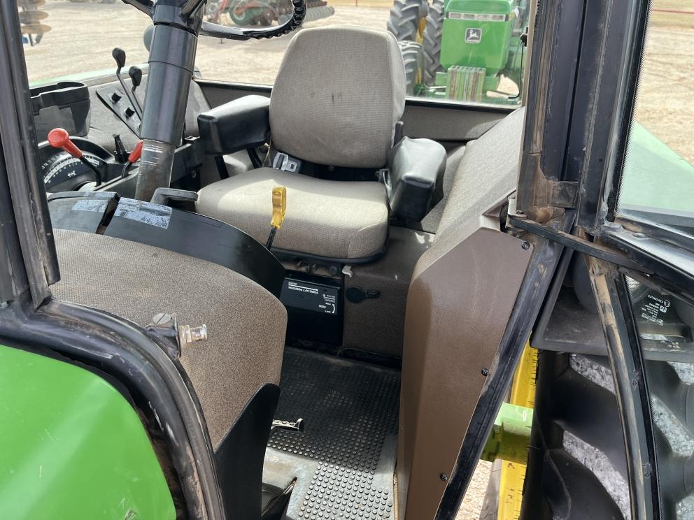 Image for 1991 John Deere 4955