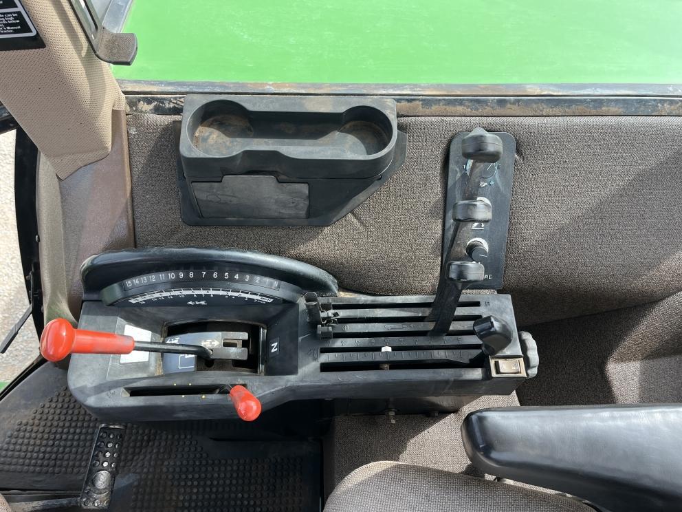 Image for 1991 John Deere 4955