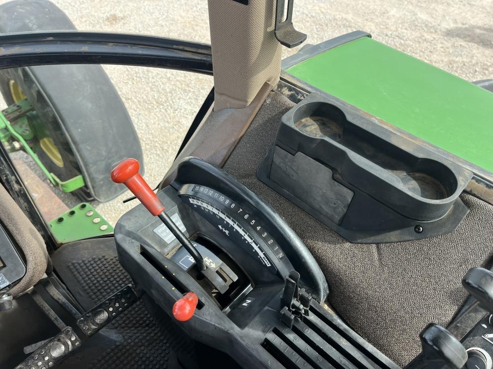 Image for 1991 John Deere 4955