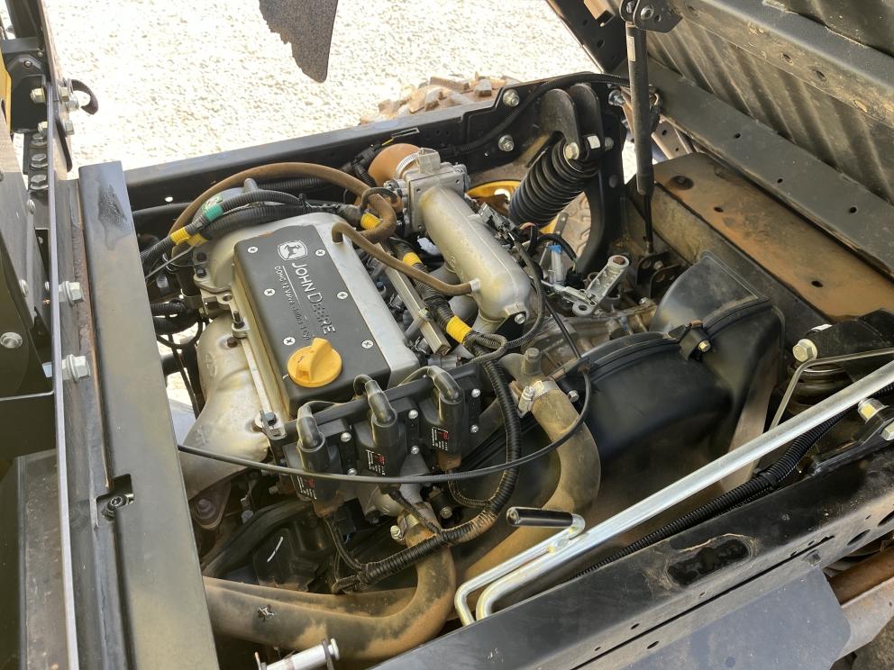 Image for 2020 John Deere GATOR XUV 825M S4