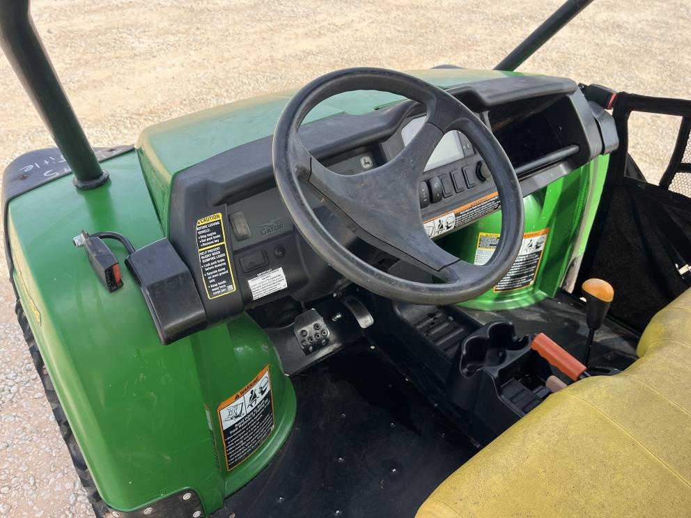 Image for 2020 John Deere GATOR XUV 825M S4