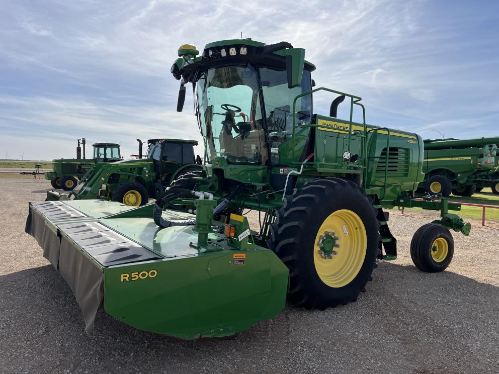 Image for 2023 John Deere W235R