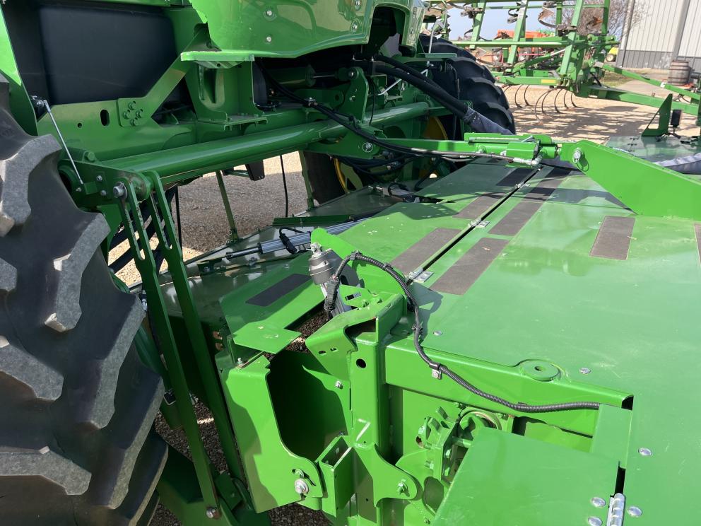 Image for 2023 John Deere W235R