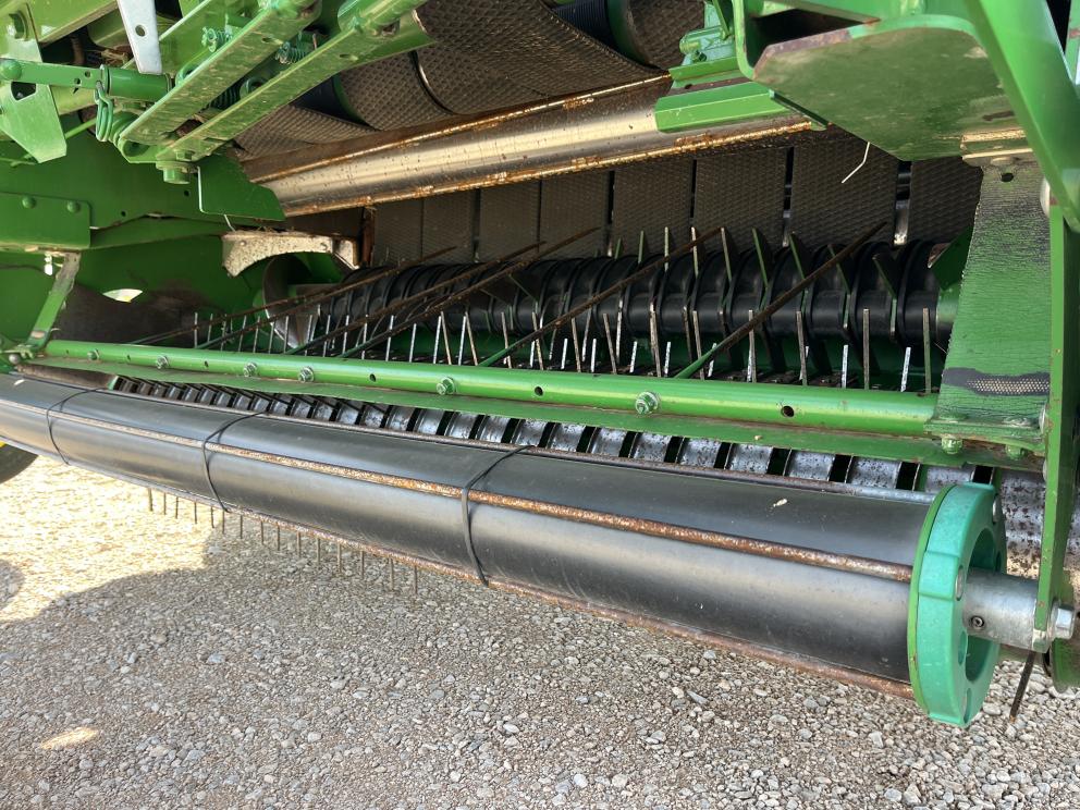 Image for 2015 John Deere 569