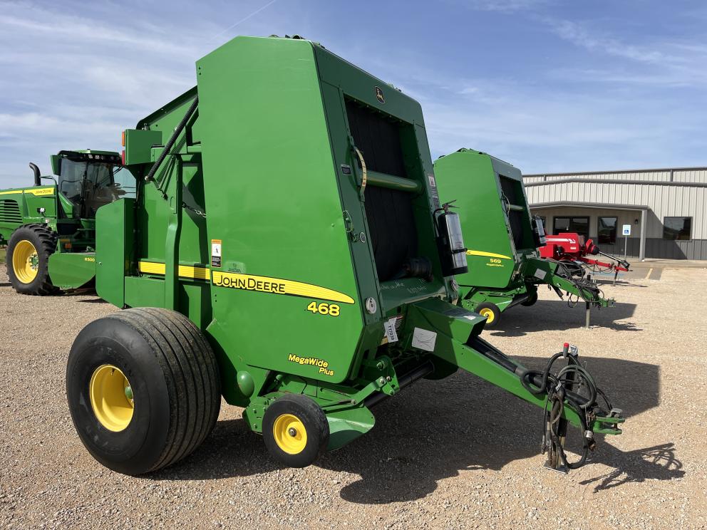 Image for 2010 John Deere 468