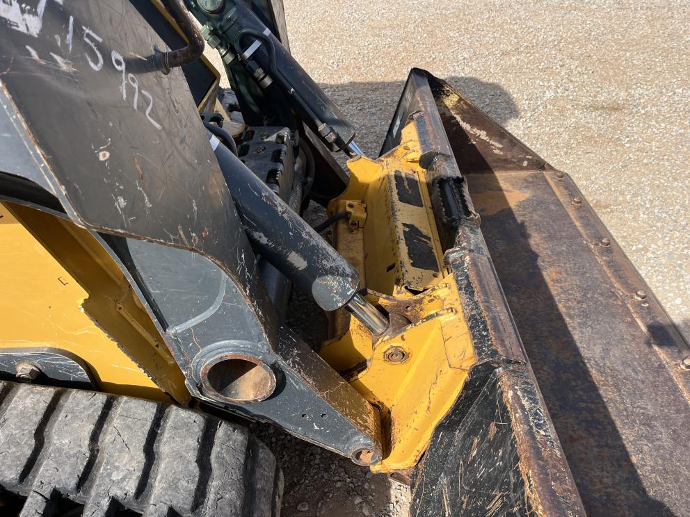 Image for 2019 John Deere 333G