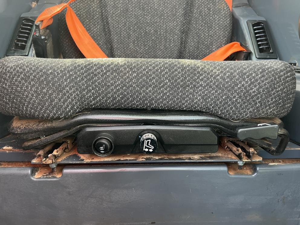 Image for 2019 John Deere 333G