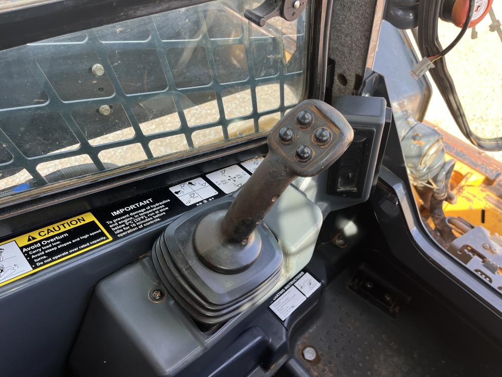 Image for 2019 John Deere 333G