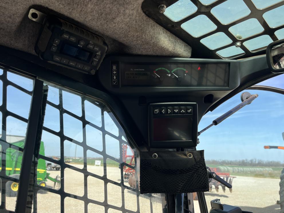 Image for 2019 John Deere 333G