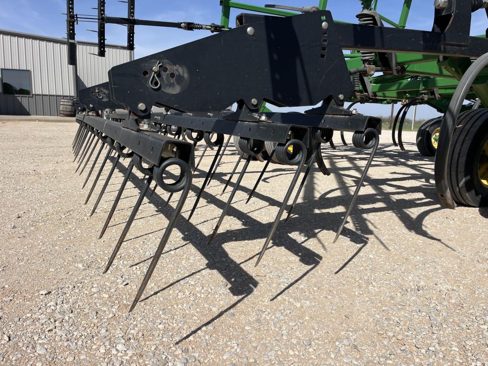 Image for 2014 John Deere 2410