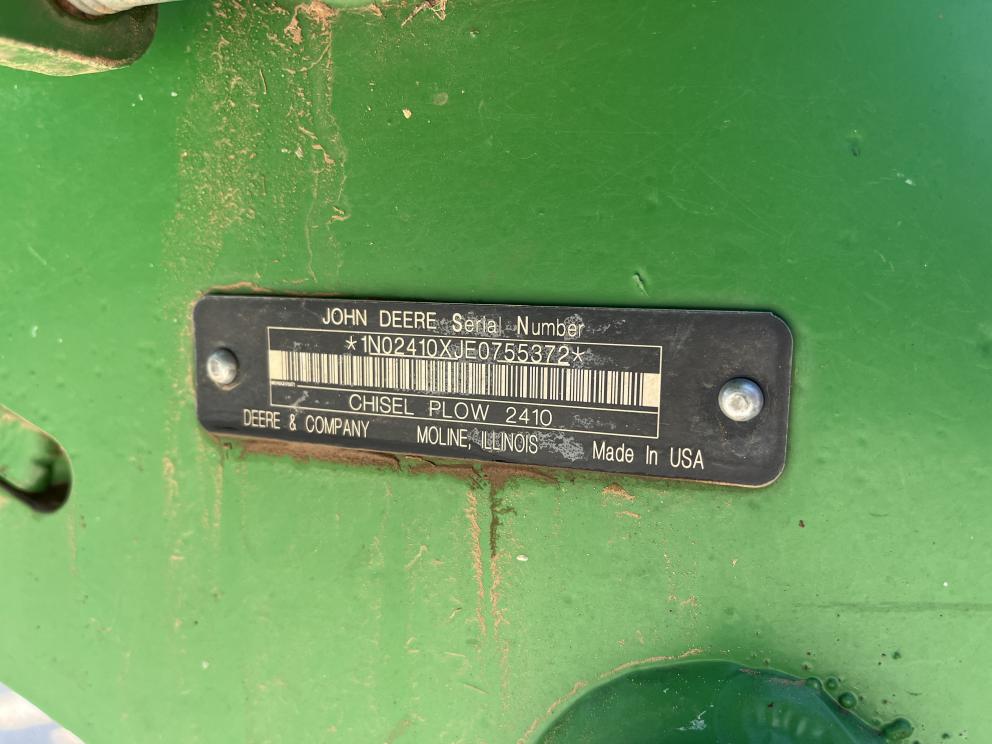 Image for 2014 John Deere 2410