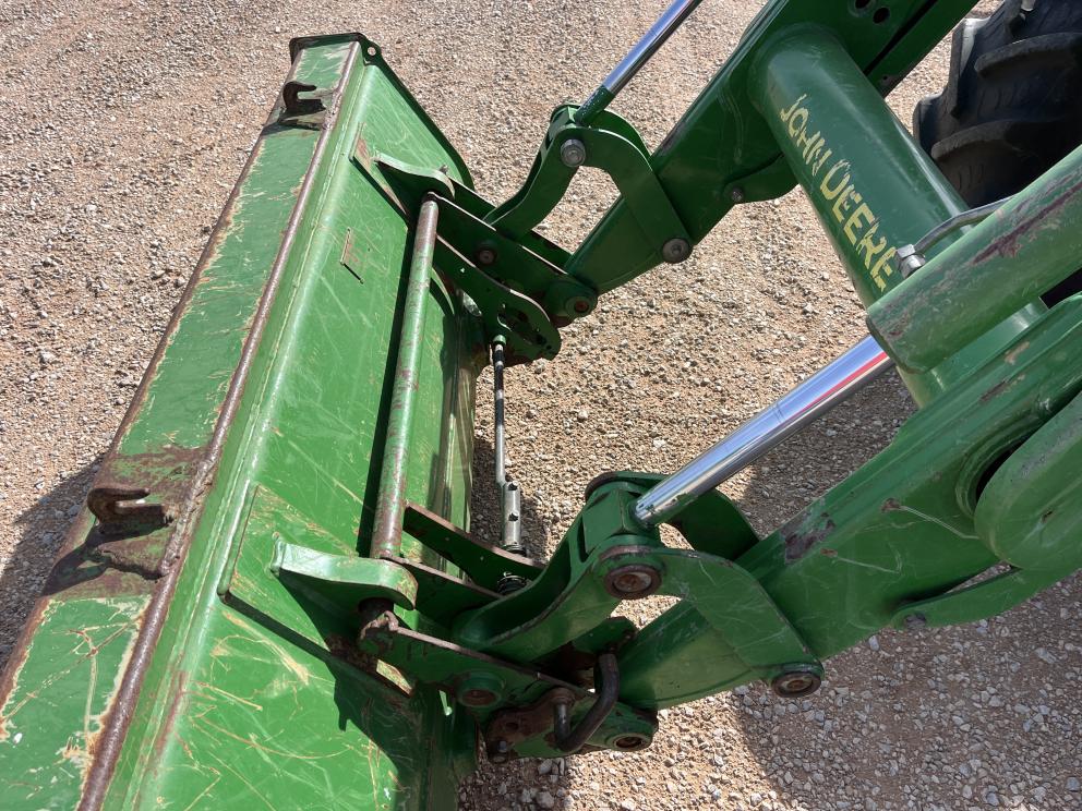 Image for 2022 John Deere 6105E