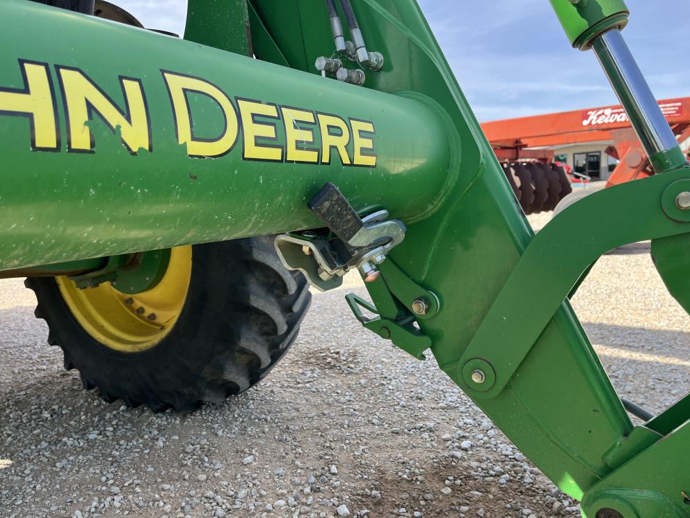 Image for 2011 John Deere 7200R