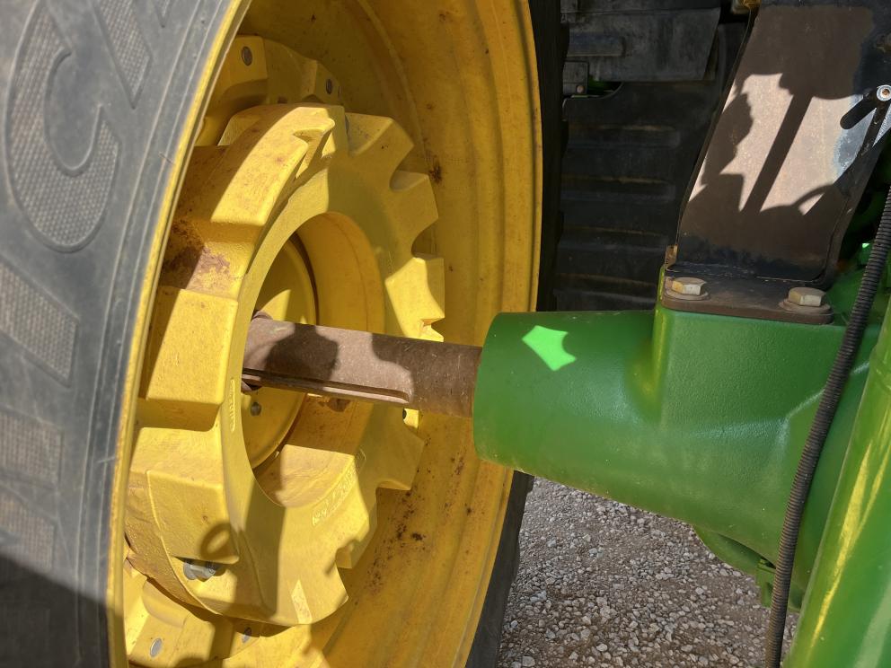 Image for 2011 John Deere 7200R