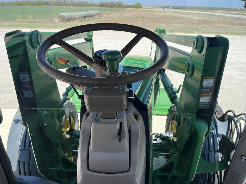 Image for 2011 John Deere 7200R