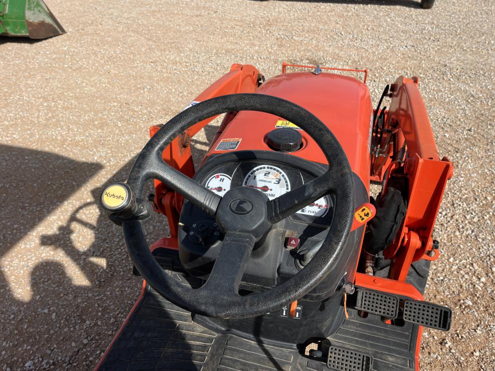 Image for 2015 Kubota B2320HSD