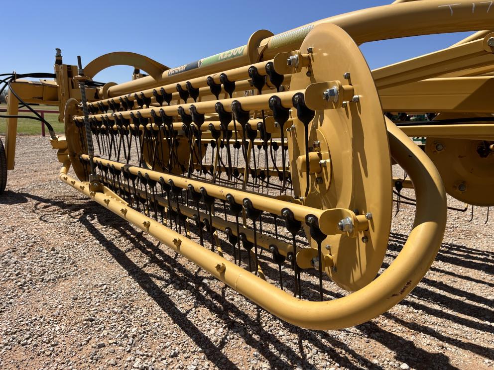 Image for 2012 Vermeer R2300