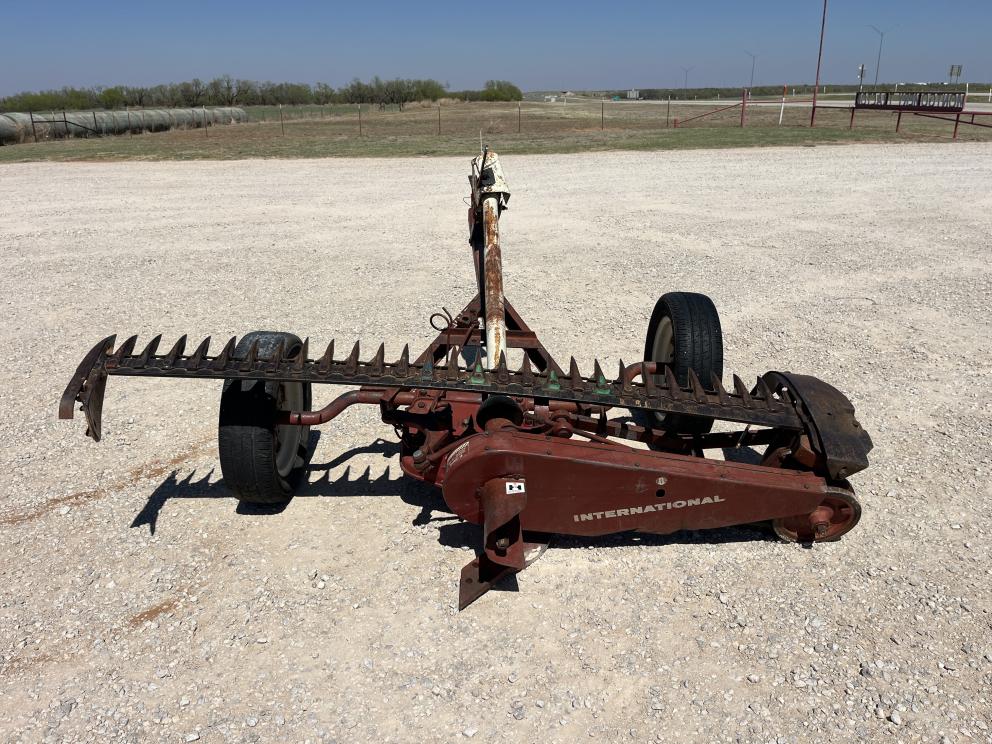 Image for INTERNATIONAL 1100