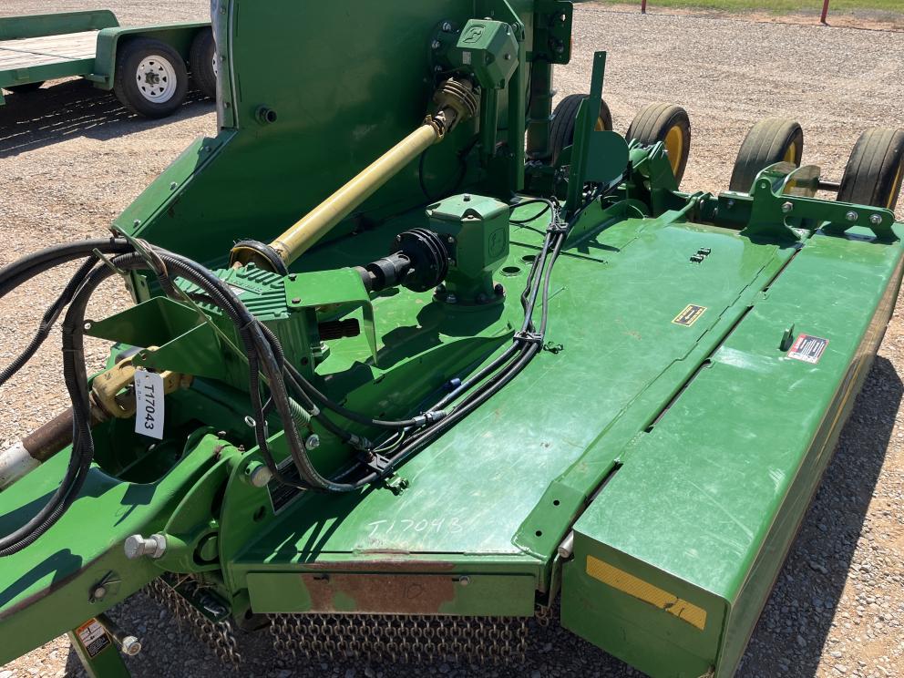 Image for 2022 John Deere R10