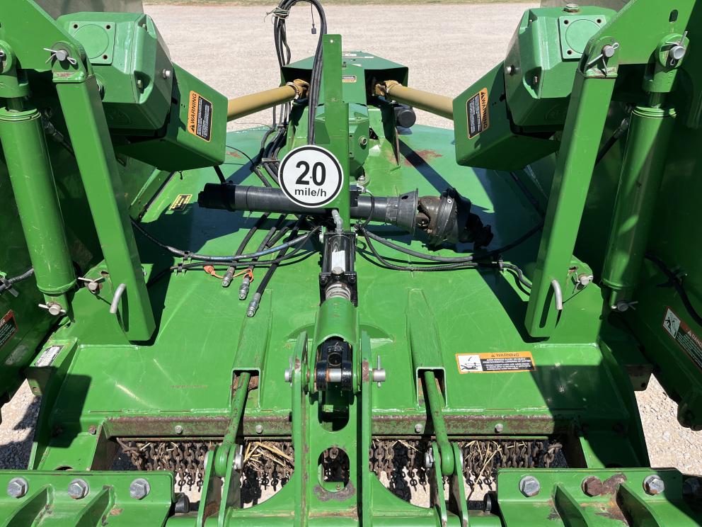 Image for 2021 John Deere R15