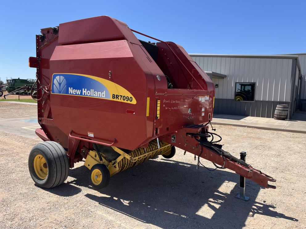 Image for 2007 New Holland BR7090