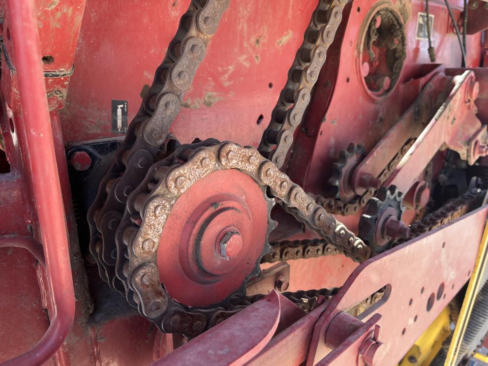 Image for 2007 New Holland BR7090